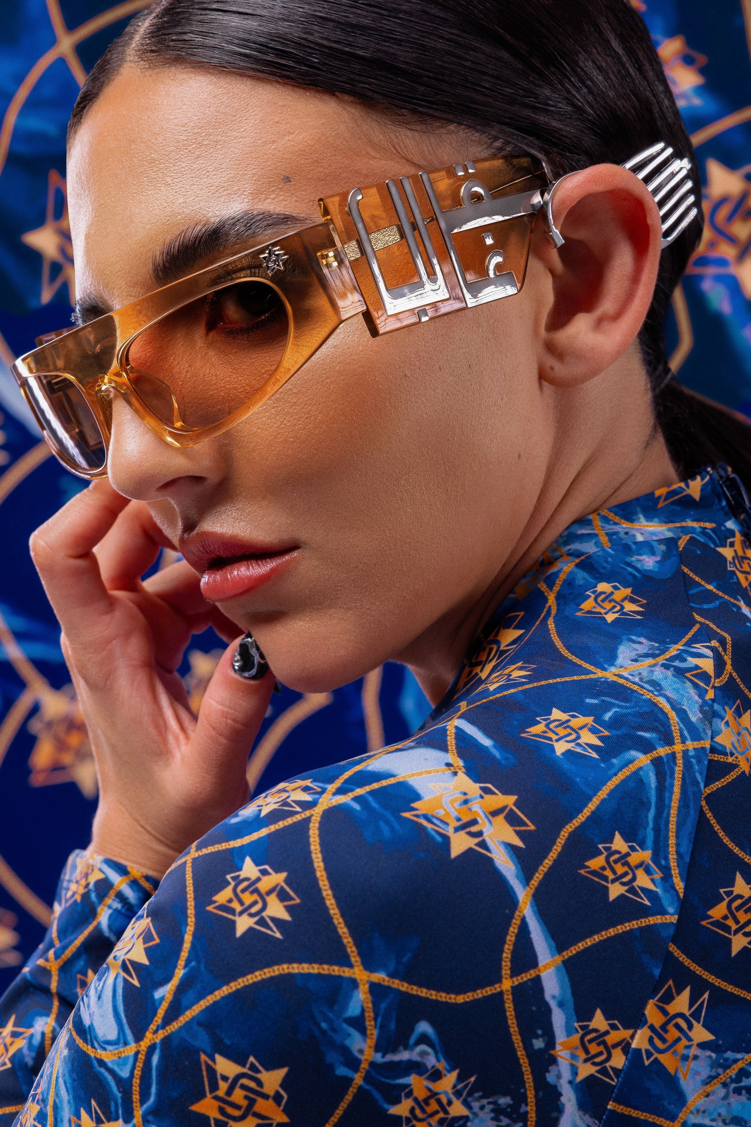 غالب 1.0 عارية